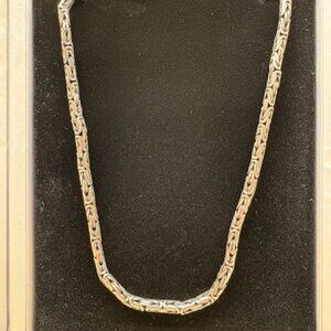 Sterling Silver (925) necklace from Taxco, Mexico; 18"
